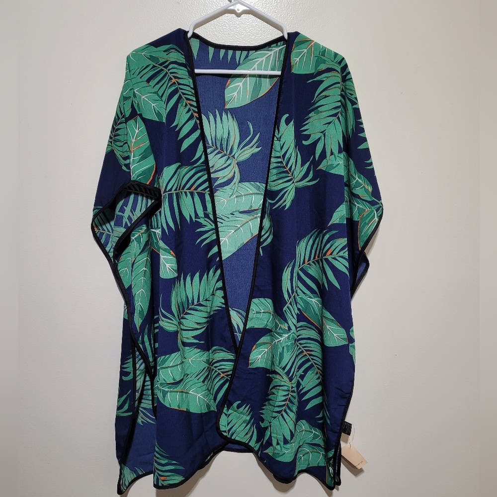 NWT L.I.B Tropical Leaf Print Kimono‎